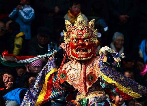 梦见蛇是不是仙家来了（梦见蛇仙家跟我说话）6