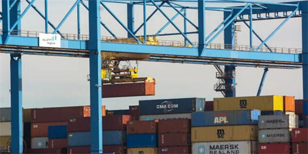 在经历了两年风暴之后 航运情况开始好转