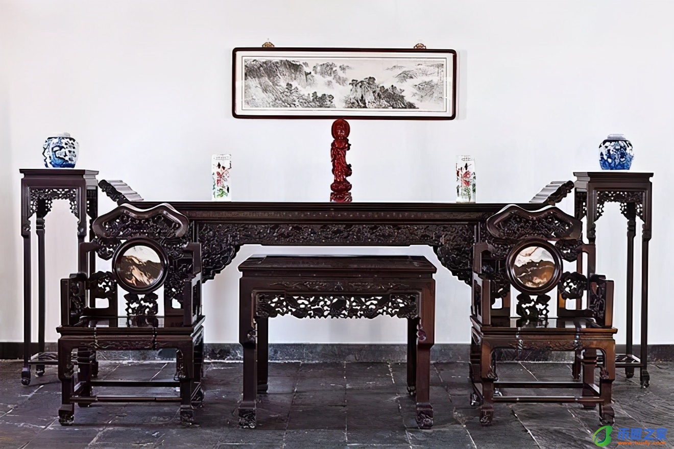 红木有哪几种木材（红木有哪几种木材及价格）