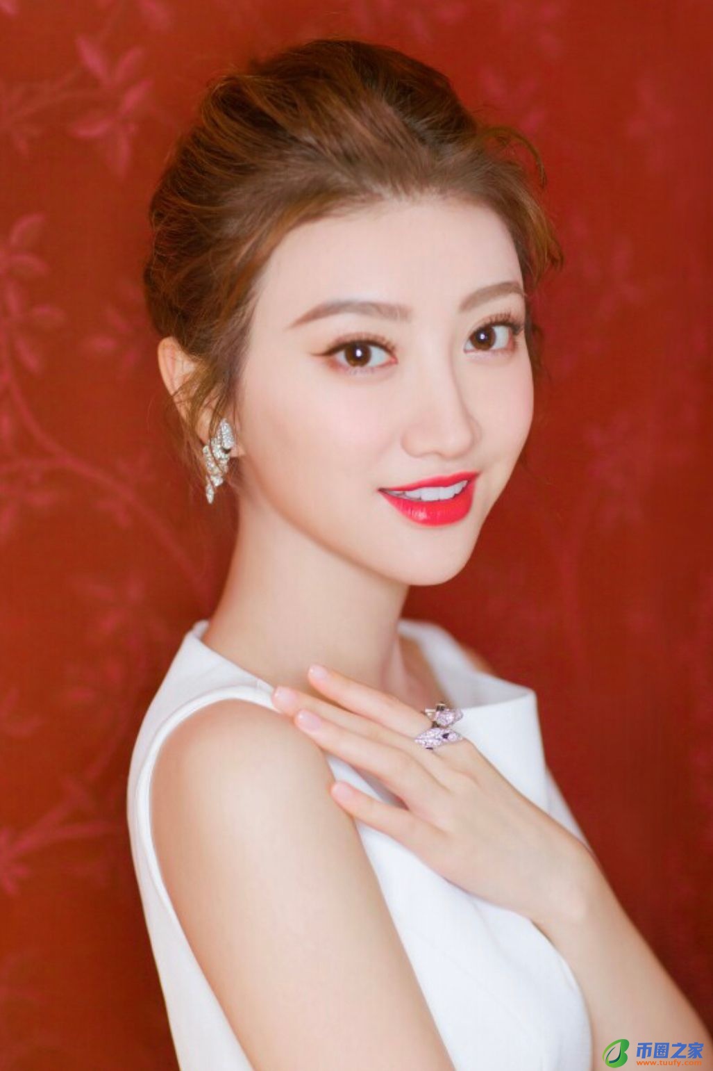 网红脸是什么意思（6种脸型不显老）