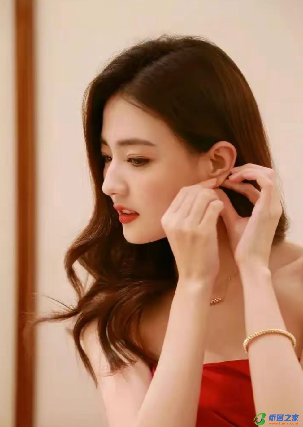 网红脸是什么意思（6种脸型不显老）