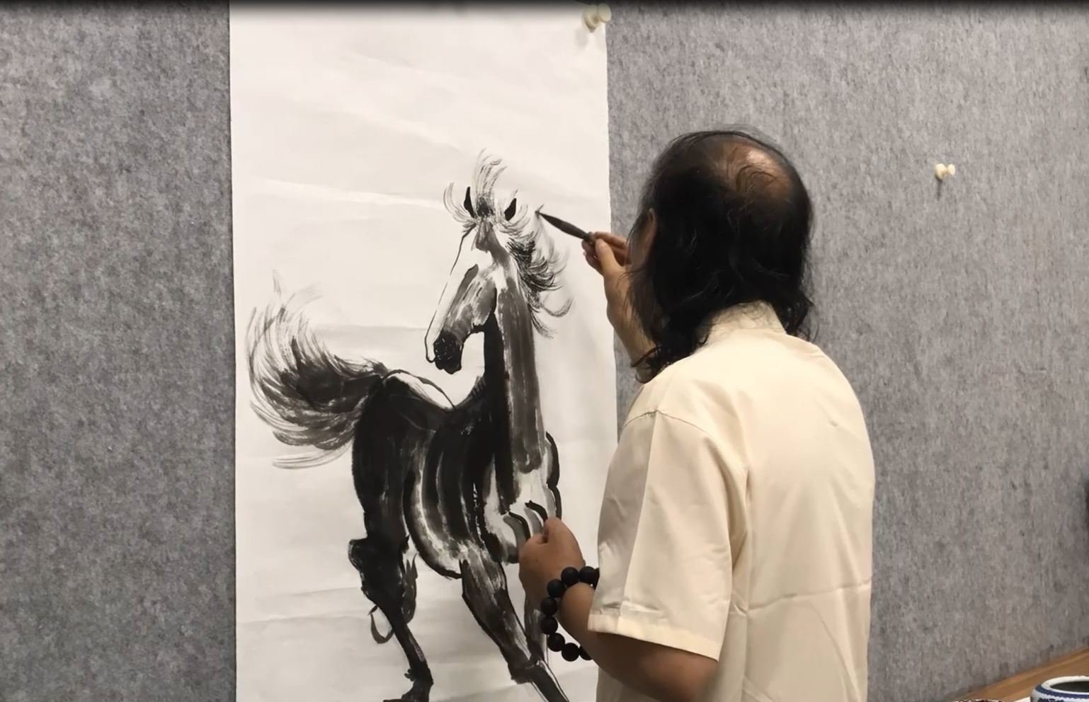 擅长画马的画家是（擅长画马的现代画家）