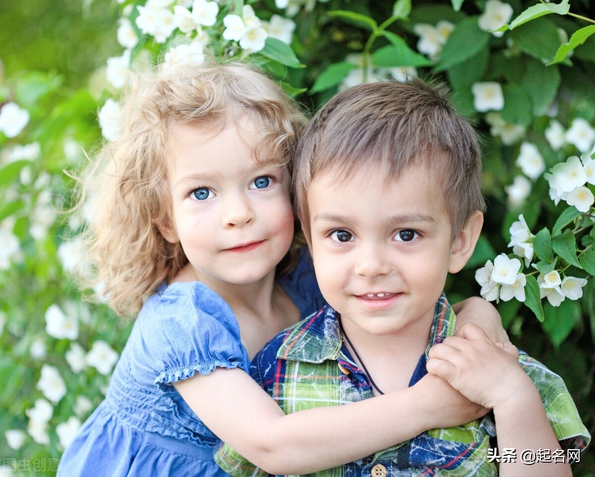 皓字的意思和含义（皓用在男孩名意义）