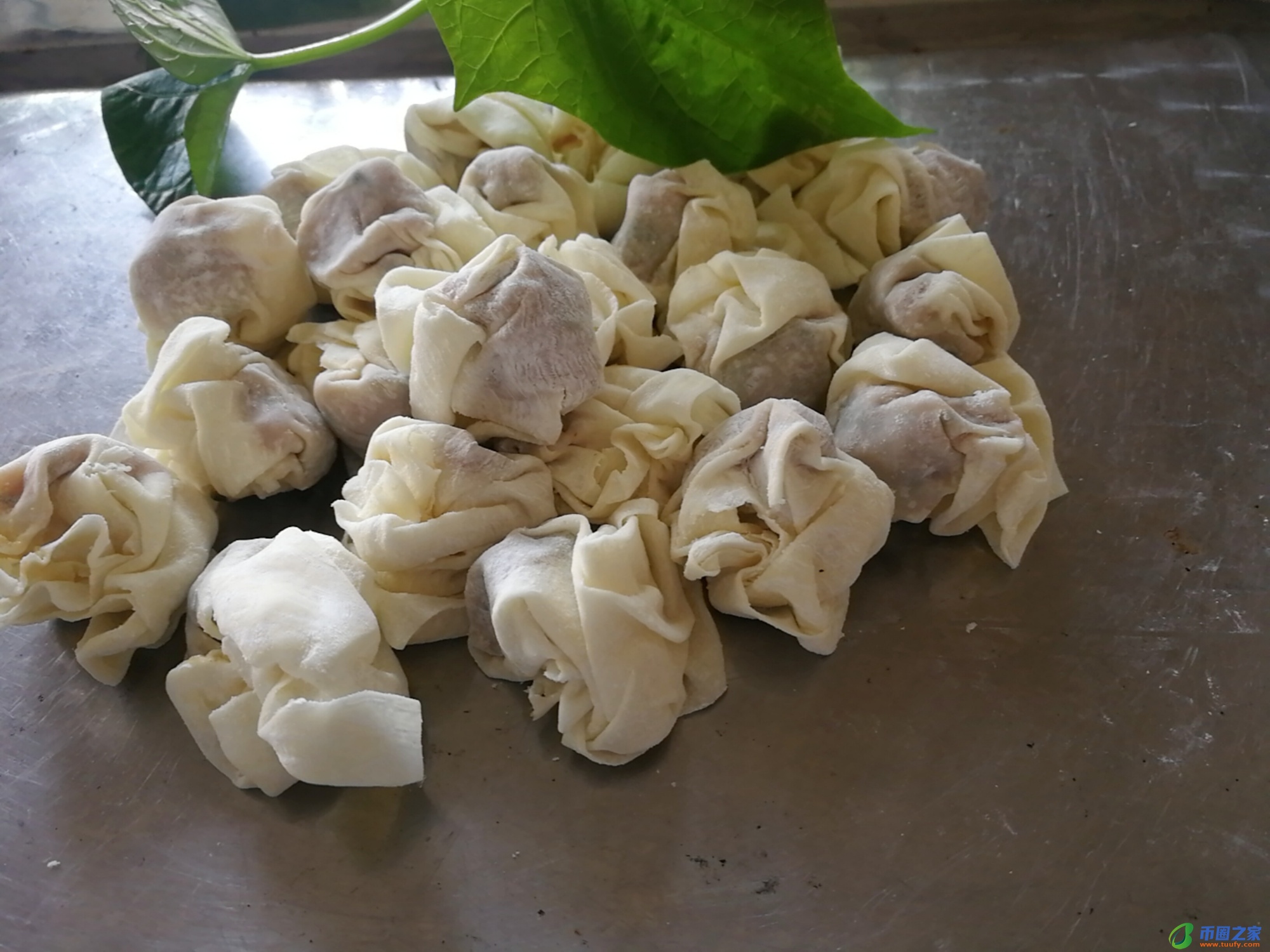 小馄饨煮几分钟熟（馄饨怎么包）