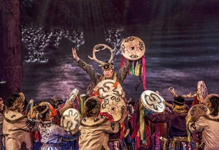 梦见蛇是不是仙家来了（梦见蛇仙家跟我说话）7