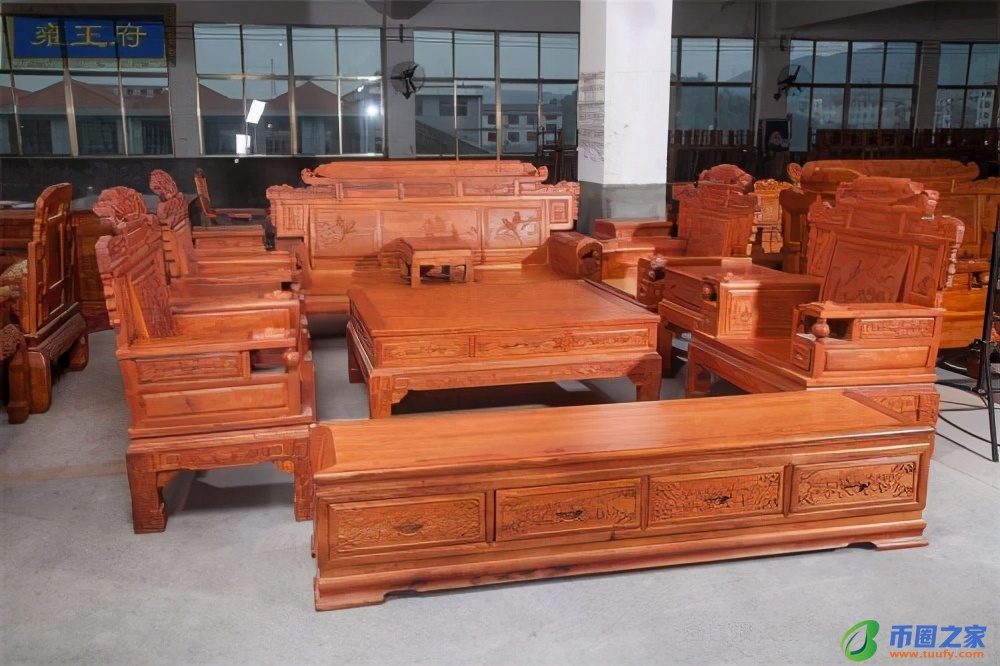 红木有哪几种木材（红木有哪几种木材及价格）