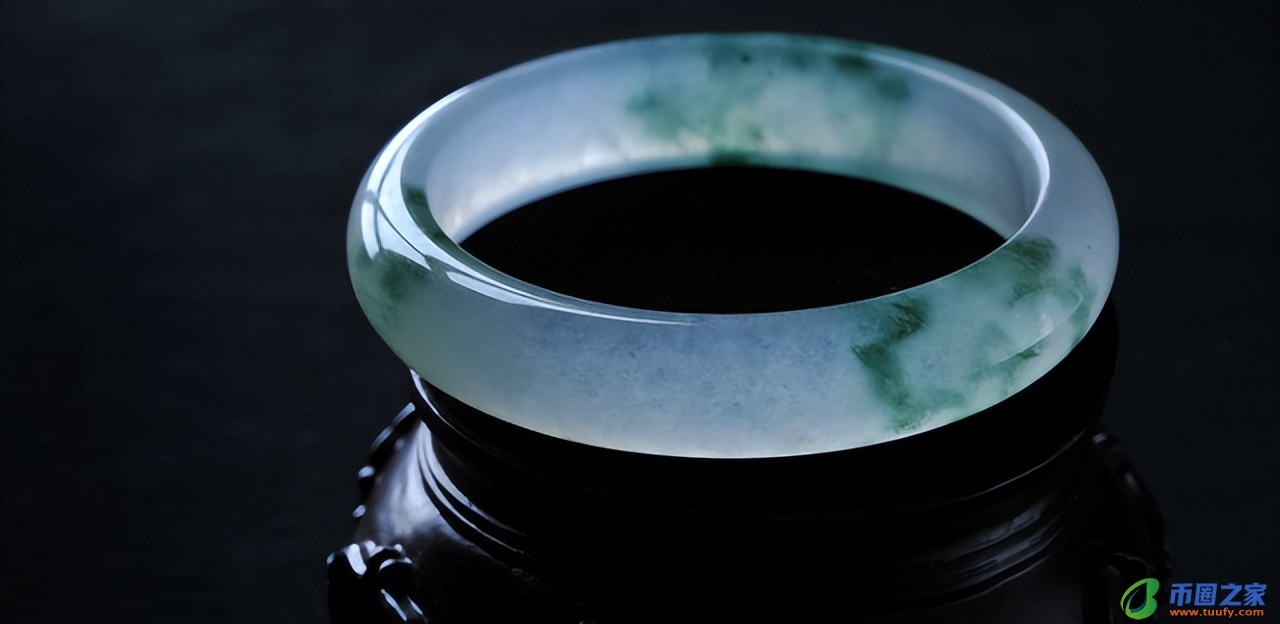 翡翠为什么这么贵（翡翠为啥贵）