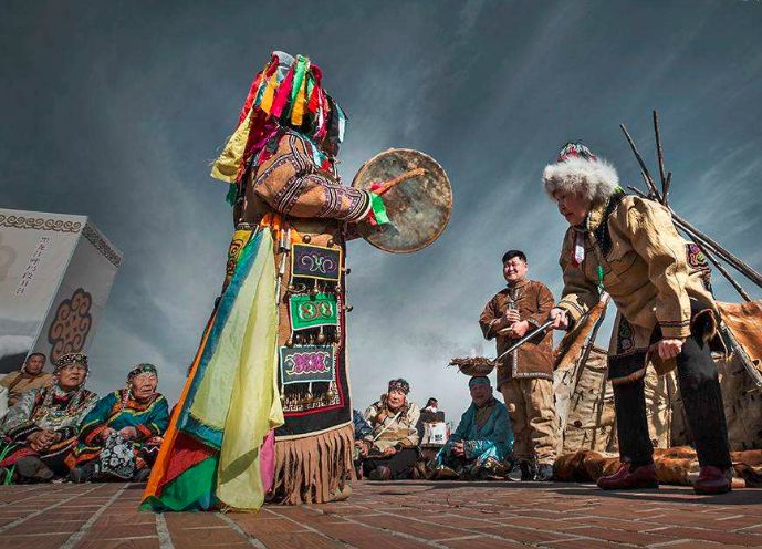 梦见蛇是不是仙家来了（梦见蛇仙家跟我说话）11