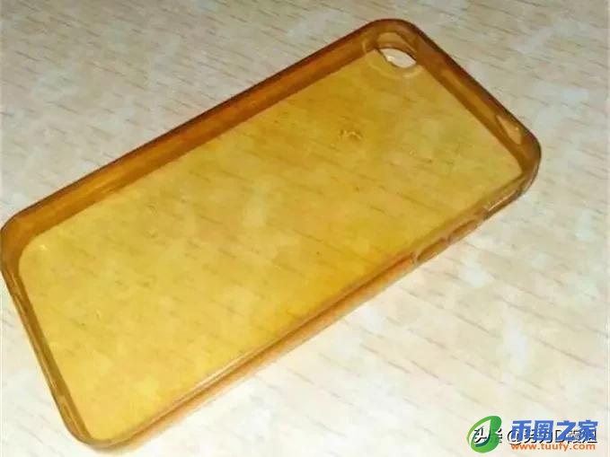 手机壳发黄怎么办（透明手机壳变黄了变白小妙招）