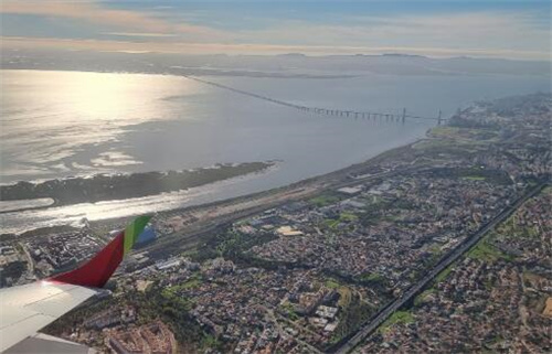 加密货币在创纪录的人群面前 登上网络峰会的主要舞台