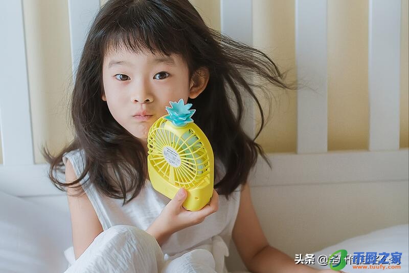 带蓝字的古风名字（女孩取什么名字好听又有贵气）