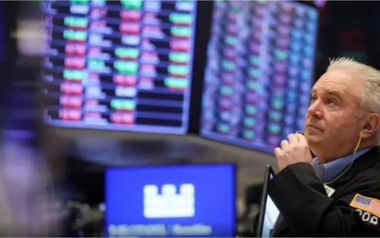 股指全线收涨 道指涨超400点 美股结束动荡的第一季度