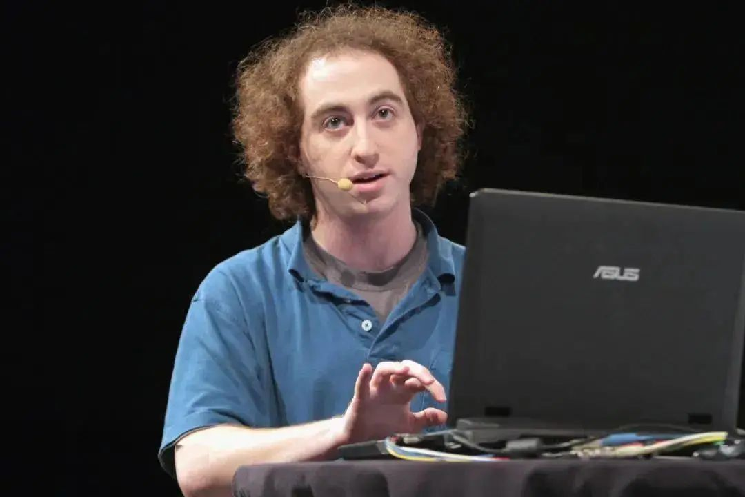 Midjourney:伟大的公司只需要十一人