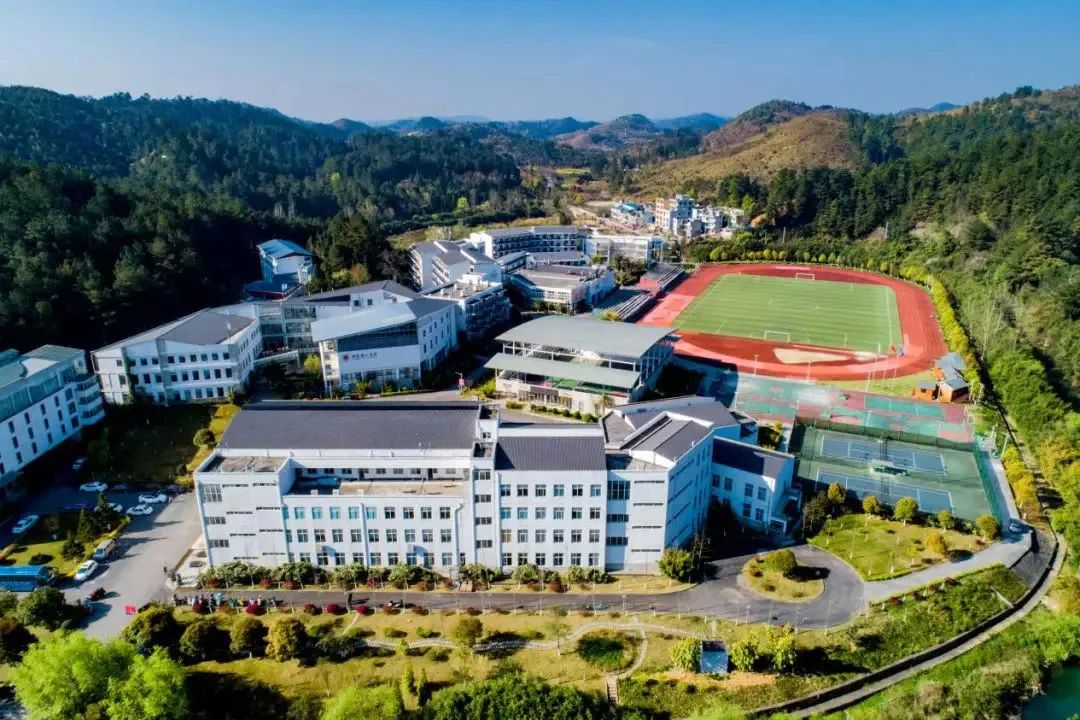 训练人工智能的中国县城工人4 训练人工智能的中国县城工人4