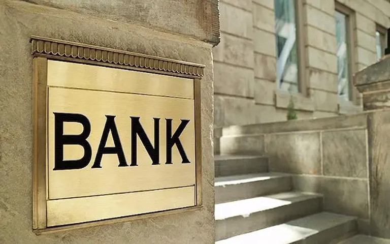 美银调查报告：全球基金经理股债配置比创金融危机以来新低