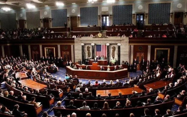 债务上限期限临近 美国违约保险成本创下历史新高