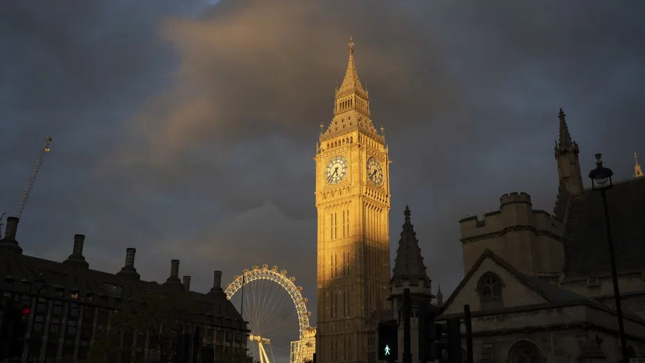 多家机构预计5、6月英国央行继续加息，英镑维持强势