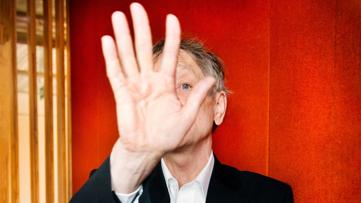 专访“AI 教父”Geoffrey Hinton:为什么我开始害怕自己所建立的技术 专访“AI 教父”Geoffrey Hinton:为什么我开始害怕自己所建立的技术