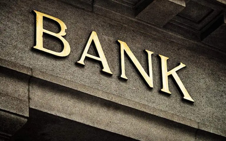 美国银行业危机加深 西太平洋合众银行股价一度暴跌33%