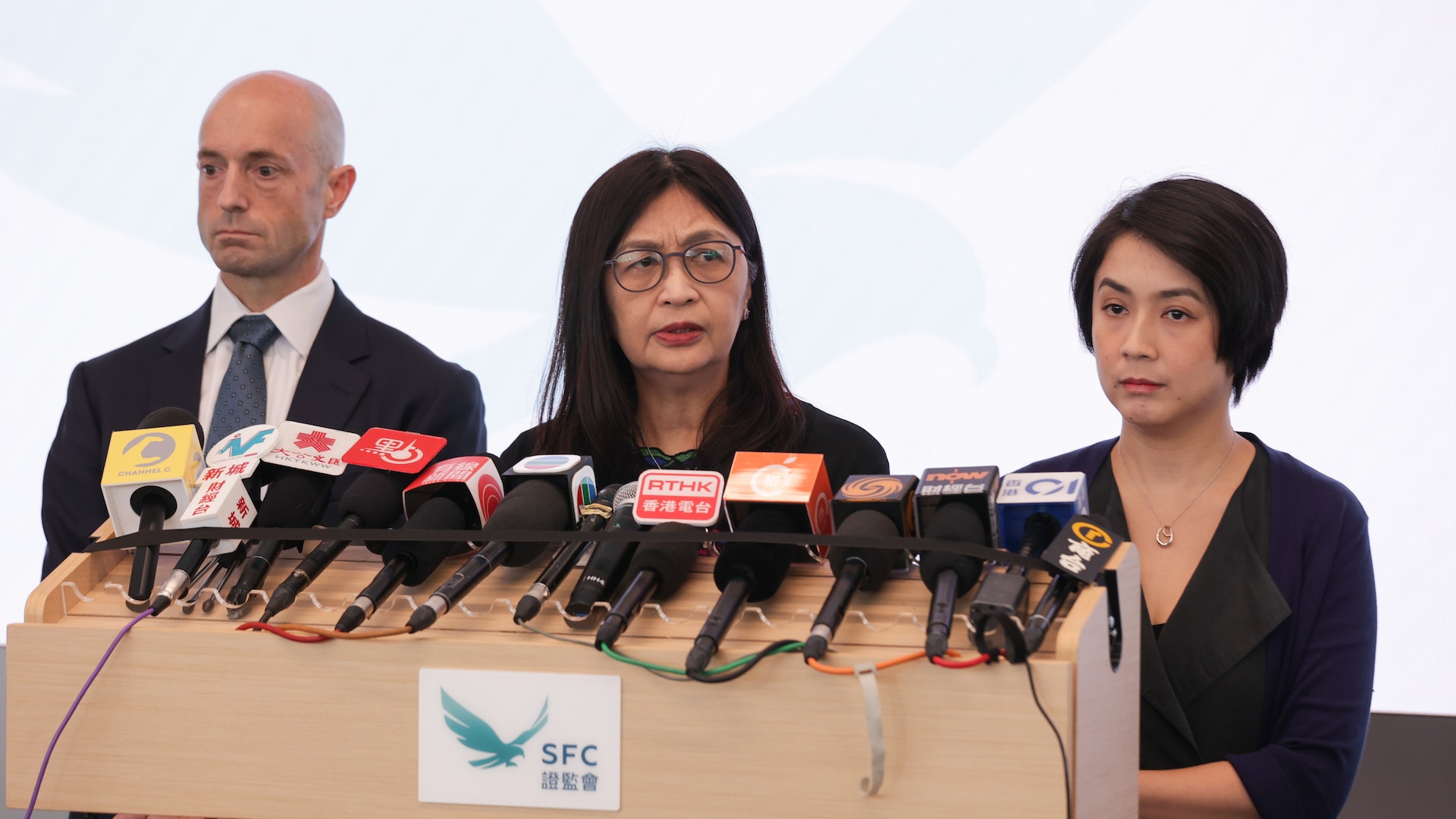 HKVAX、HKBitEx、Hong Kong BGE和Victory正在申请香港牌照