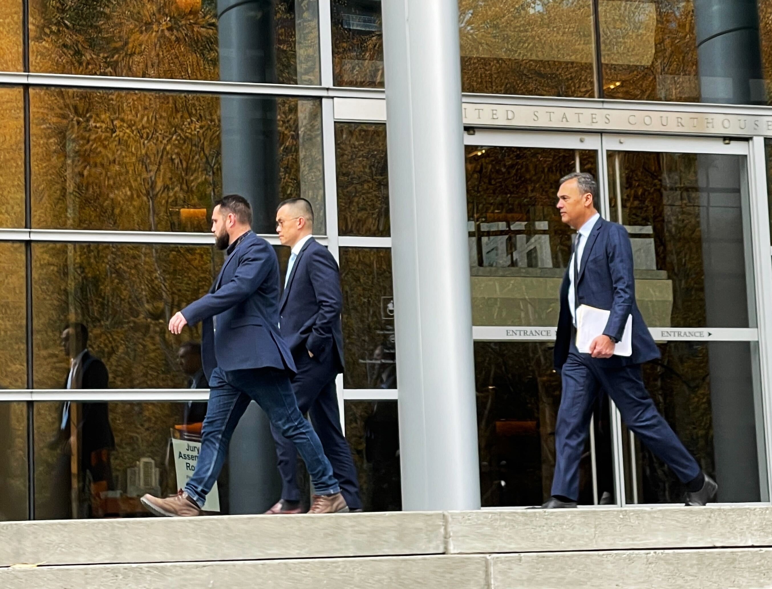 币安创始人赵长鹏现身美国西雅图法院