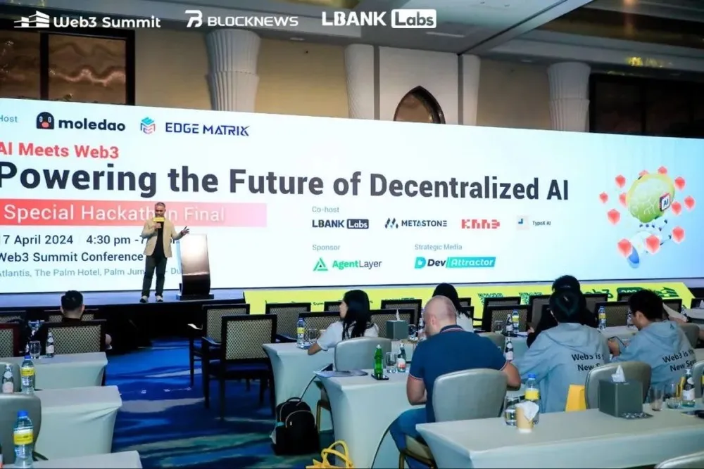 DePIN新星EMC生态Bulider