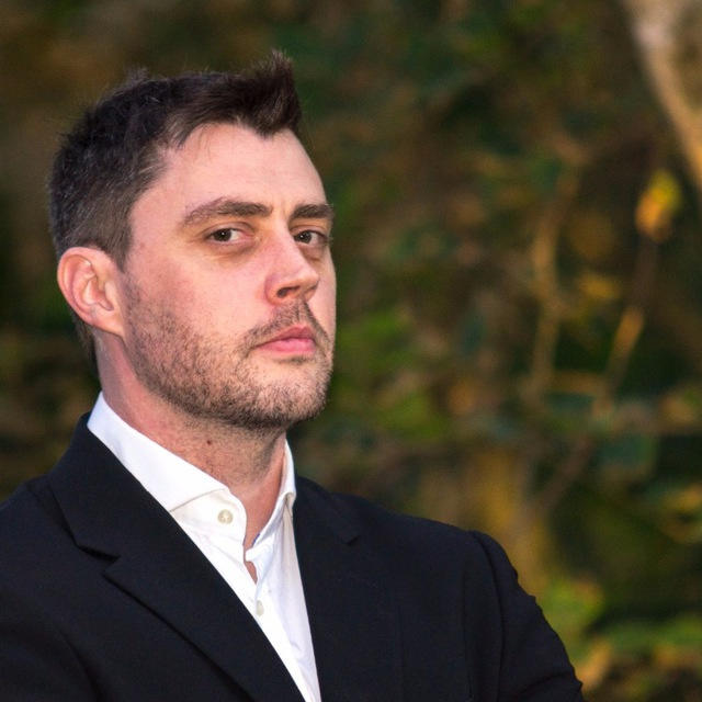 事实上，yfi已经是andrecronje的第六个项目了1