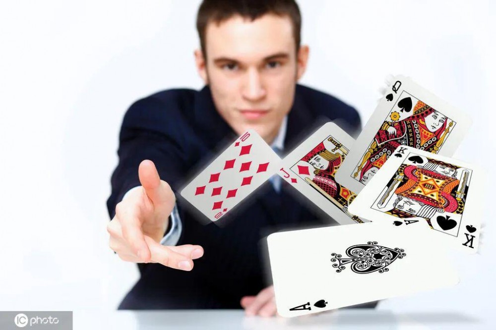 通过扩展的技术学习，原来的区块链代码是如此简单