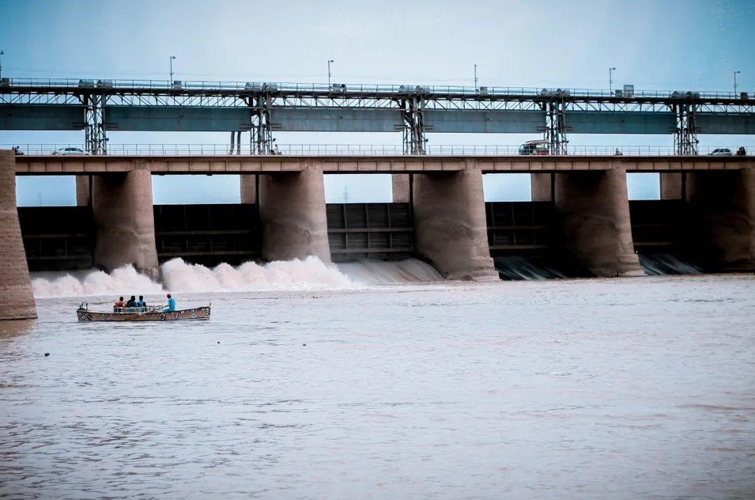 用无穷无尽的电挖出比特币，会是一个稳定盈利的行业？1