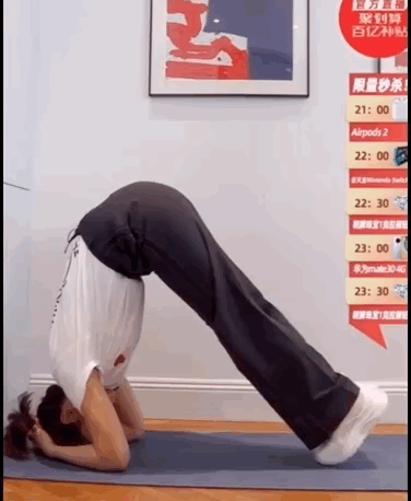 刘涛丈夫“炒比特币亏12亿”？夫妻双双辟谣！演艺圈“劳模”、带货主播，刘涛有多能赚钱？13