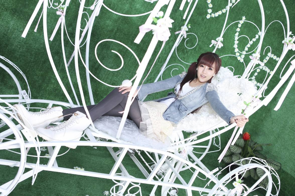 主播美女鸽宝,手机挖比特币一夜暴赚千万.她究竟是怎么做到的?