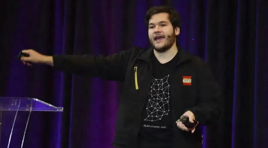 说到在线filecoin，它会为2亿美元的ICO带来收益吗？