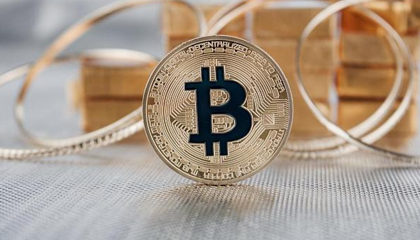 突破1万美元！比特币拿到“货币”身份证，美国开割全球韭菜？