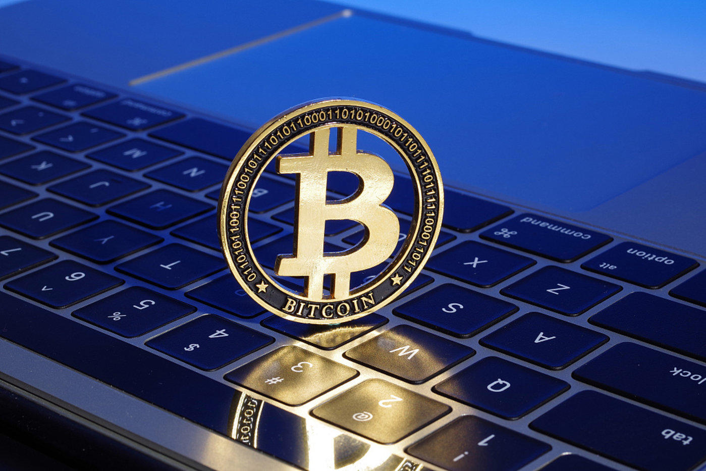 最后，coinbase不再在金融市场上市