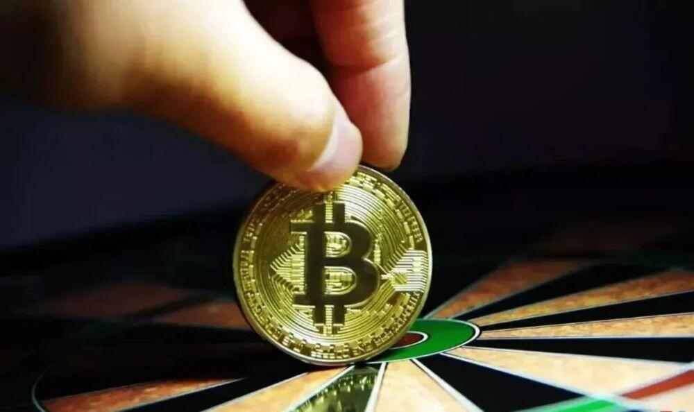 比特币突破4万美元大关，一年内飙升逾4倍2