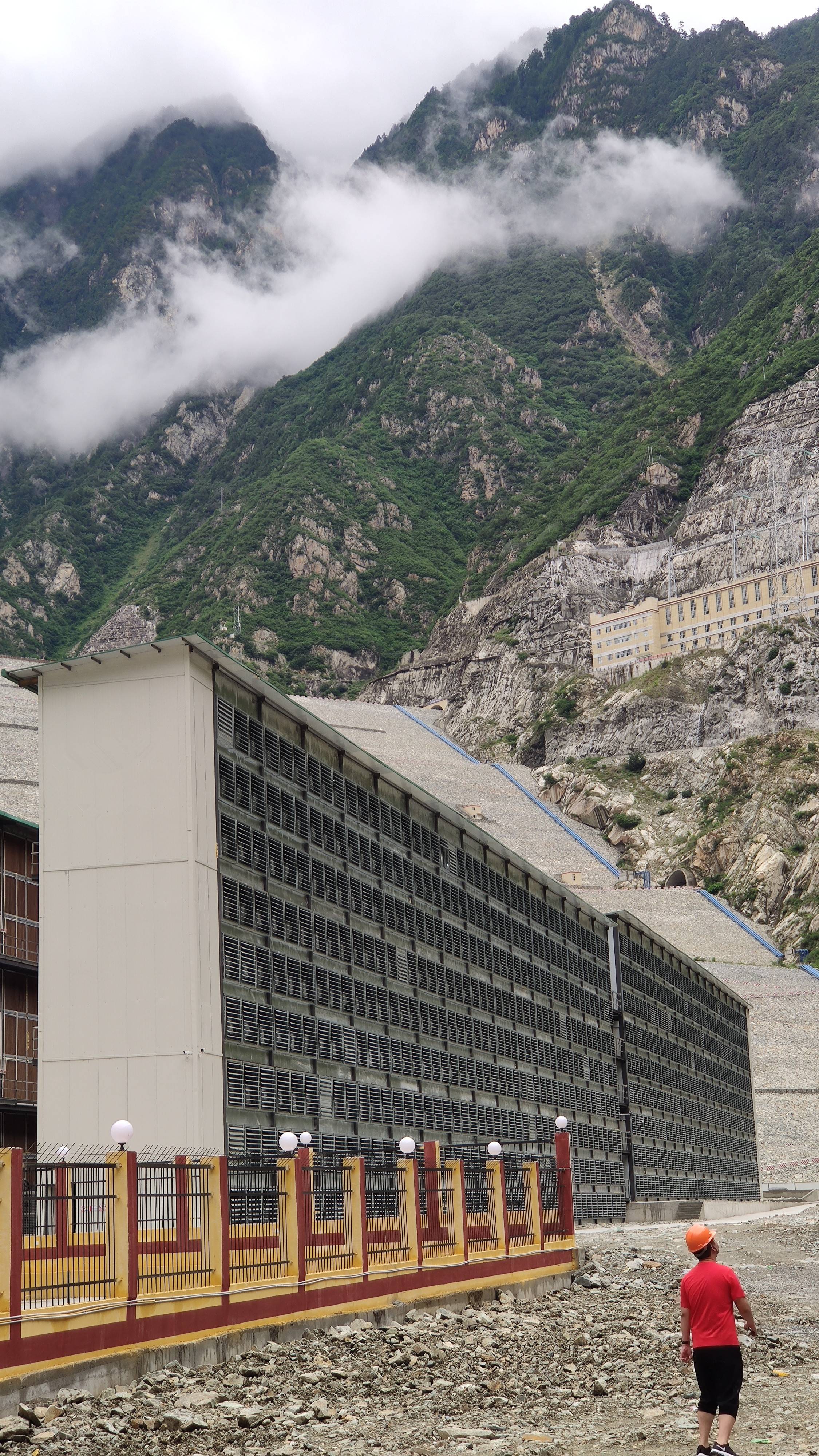 Coinbase选择“直接上市”吹响加密货币行业反击“华尔街”的号角1