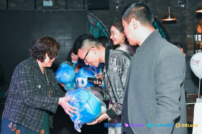 区块链社交新生态|遇见·预见-Bmeet高端加密酒会成都站成功举办9