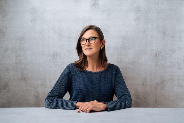 凯茜·伍德加入了欧洲加密平台Amun的董事会，其ark innovation ETF跌至年内新低