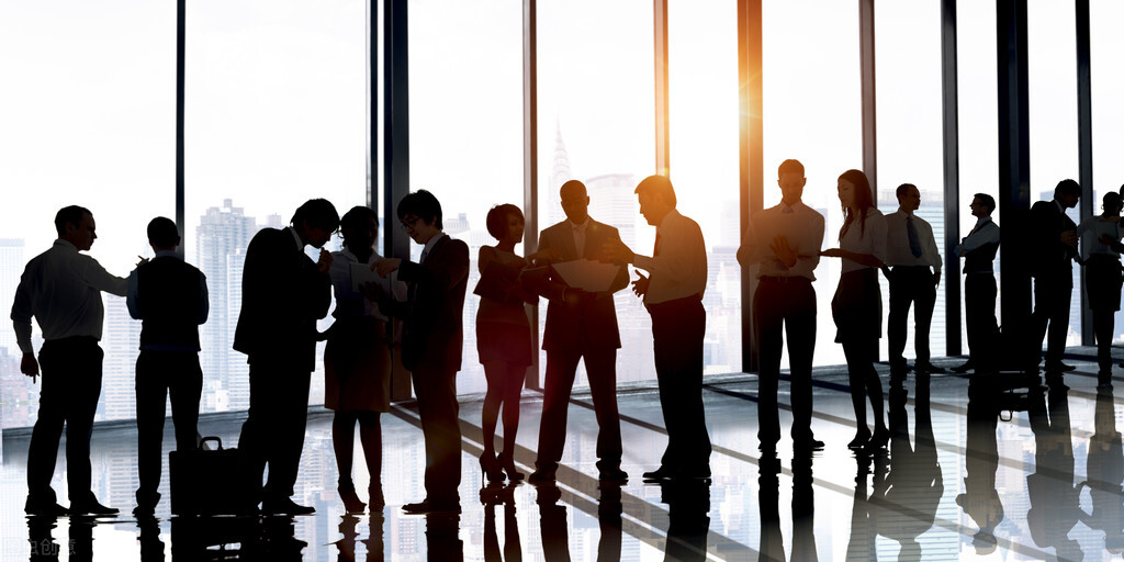 币圈陈凌云：比特币凌晨回调带动整体币种 老大哥身份还能维持多久