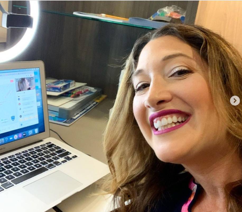 扎克伯格：如何让更多人轻松进入NFT？4