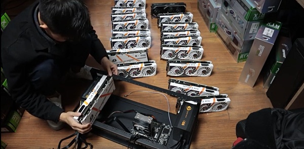 全面禁止采矿。迷茫的矿工能去哪里？17