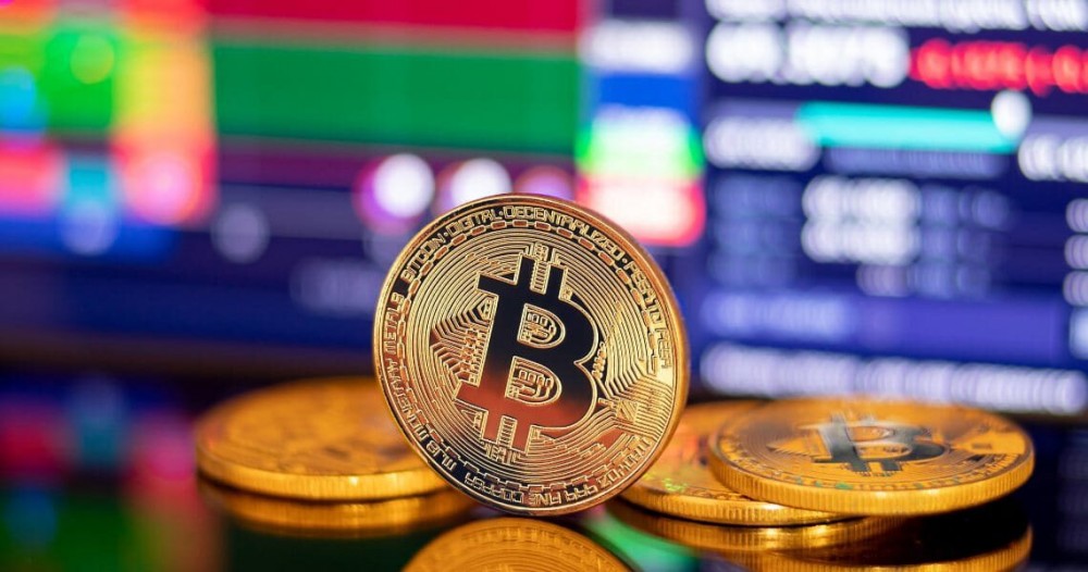 比特币再次触及35000美元，XRP价格上涨10%