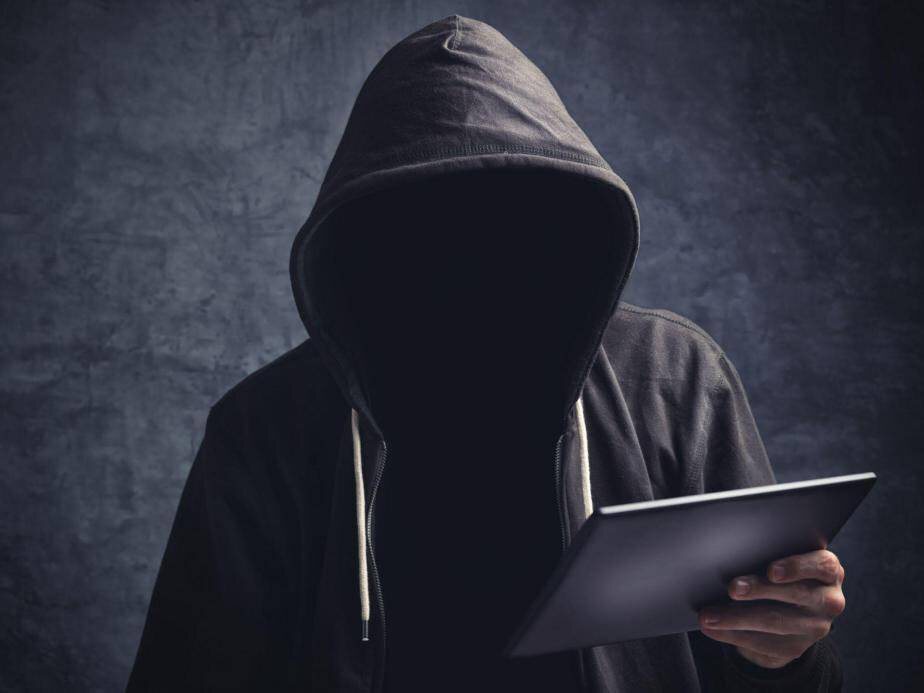 6月份共发生典型安全事件36起以上，“defi”和“虚拟货币欺诈”的安全风险居高不下3