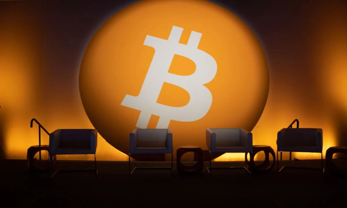 比特币达到44000,AVAX在30天内翻倍,ROE达到200万美元大关 比特币达到44000,AVAX在30天内翻倍,ROE达到200万美元大关