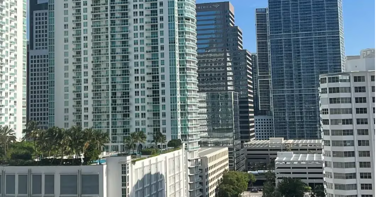 尽管贝莱德对比特币热爱,但金融界仍有许多比特币批评者 尽管贝莱德对比特币热爱,但金融界仍有许多比特币批评者
