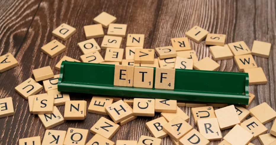 贝莱德、灰度和Bitwise更新了19b-4文件表格,以争取获批以太坊ETF 贝莱德、灰度和Bitwise更新了19b-4文件表格,以争取获批以太坊ETF